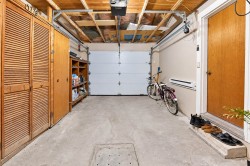 Garage - 