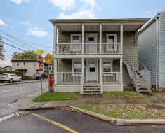 475  - 477 Rue Riendeau Saint-Jean-Sur-Richelieu, QC J2X 1J9