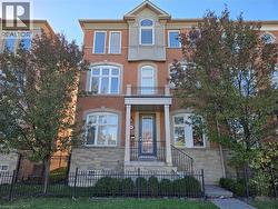 26 HELEN Street  Vaughan, ON L4L 3S3