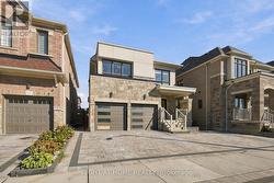 15 RONALD STREET Whitby, ON L1P 0K1