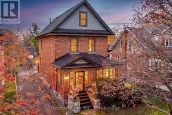 27 FRANCIS STREET Kawartha Lakes (Lindsay), ON K9V 3R8