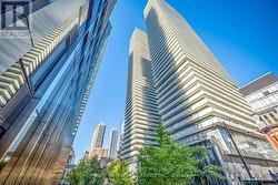 5603 - 42 CHARLES STREET E Toronto, ON M4Y 1T4