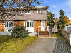 29 Marilyn Drive  Dartmouth, NS B2Y 3X8