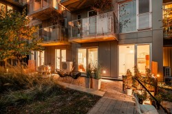 151-288 Rue Richmond Montréal (Le Sud-Ouest), QC H3J 0C4
