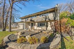 115 Mountbatten AVE  Winnipeg, MB R3P 0P5