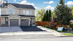 668 MADAME STREET  Mississauga, ON L5W 1H1