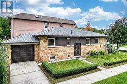 454 RIMILTON AVENUE Toronto, ON M8W 2G8