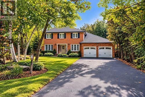 1094 REBECCA STREET  Oakville, ON L6L 1Y7