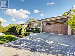 151 PALM DRIVE Toronto, ON M3H 2C6