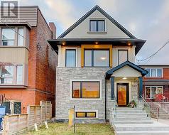 564 DUFFERIN STREET Toronto, ON M6K 2A9