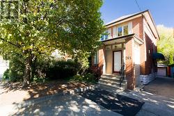 291 JEDBURGH ROAD Toronto, ON M5M 3K5