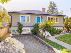 1451 Lang St Victoria, BC V8T 2S6