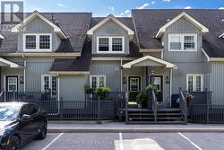 4 - 44 KING WILLIAM STREET Huntsville, ON P1H 1G3
