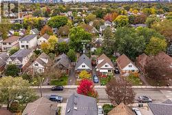 12 NORLONG BOULEVARD Toronto, ON M4C 3W6