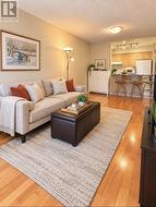 302 - 260 MERTON STREET Toronto, ON M4S 3G2