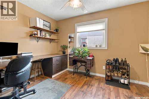 246 Hector Crescent N, Regina, SK 