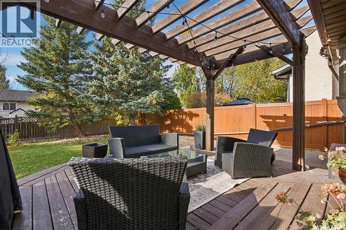 246 Hector Crescent N, Regina, SK 
