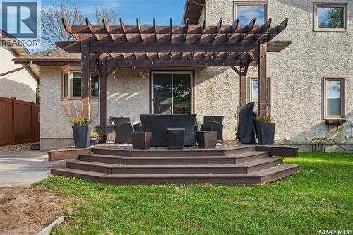 246 Hector Crescent N, Regina, SK 