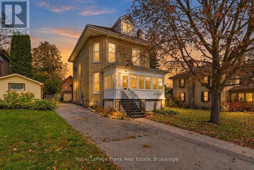 16 FRANCIS STREET  Kawartha Lakes (Lindsay), ON K9V 3R6