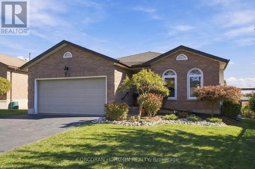 27 Costain Court, Kitchener, ON 