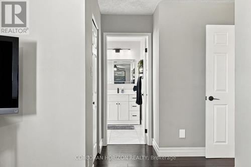 27 Costain Court, Kitchener, ON 