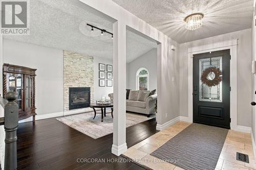27 Costain Court, Kitchener, ON 