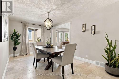 27 Costain Court, Kitchener, ON 