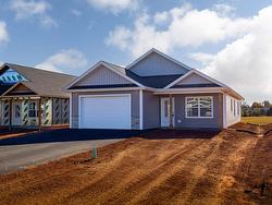104 Samantha Lane Cornwall, PE C0A 1H0