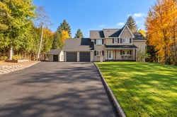 10 Rue de l'Orée-du-Bois Sainte-Agathe-Des-Monts, QC J8C 3M4