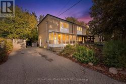 333 NEAL DRIVE Richmond Hill, ON L4C 3L3