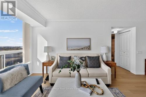 1002 - 9015 LESLIE STREET  Richmond Hill (Beaver Creek Business Park), ON L4B 4J8
