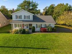 113 GREENSVIEW Drive Stratford, PE C1B 1N2