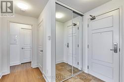 Entrance - Hallway - 