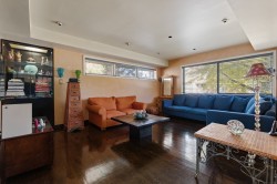 Family Room - 