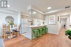 201 - 60 AERODROME CRESCENT Toronto, ON M4G 4J1