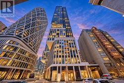 1235 - 230 SIMCOE STREET Toronto, ON M5T 1T4