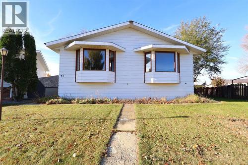 47 Dr. Anderson Park Street  Brooks, AB T1R 0K5