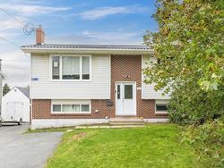 34 Nausett Crescent  Dartmouth, NS B2W 5A3