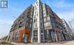 717 - 3005 PINE GLEN ROAD Oakville, ON L6M 5P5