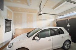 Garage - 