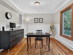 Bureau - 