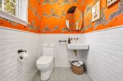 Powder room - 