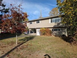 1440 Dogwood Ave Comox, BC V9M 2Z5