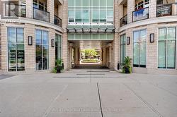 214 - 216 OAK PARK BOULEVARD Oakville, ON L6H 7S8