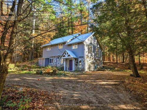55 MARY LAKE CRESCENT  Huntsville, ON P0B 1L0