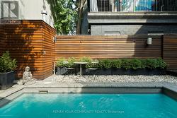 50 STEWART STREET Toronto, ON M5V 1H6