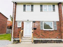 14 Wasson CRT Saint John, NB E2K 2K6