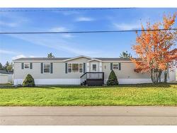 25 St Jean Dieppe, NB E1A 7N1