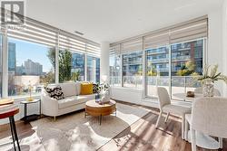 207 - 75 CANTERBURY PLACE Toronto, ON M2N 0L2