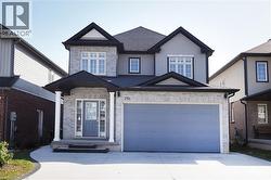 296 COUNTRYSTONE Crescent  Kitchener, ON N2N 3S2